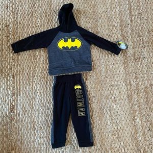 🆕 NWT Batman outfit